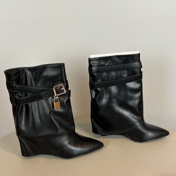 Yoki Black Wedge Mid Calf Boots Gold Lock Charm Size 6 - Picture 2 of 15